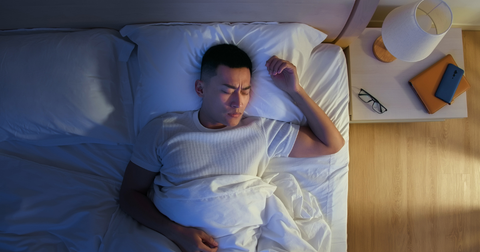 5 things your sleep habits are saying about you